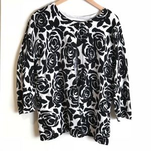 Designer’s Originals cardigan sweater